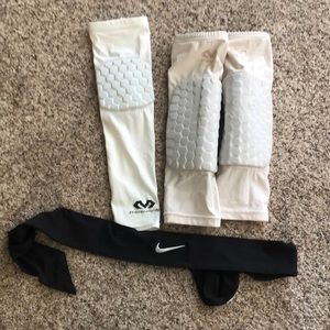 Padded knee pads and Nike head tie